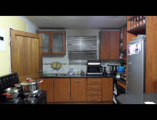3 BEDROOM PROPERTY TO RENT IN MAOKENG